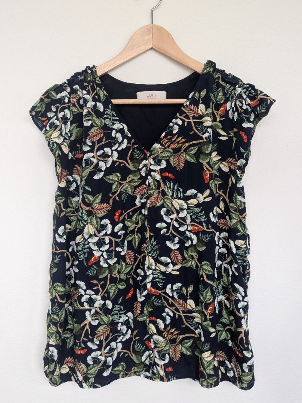 LOFT women's large tropical butterfly short sleeve blouse floral casual summer
